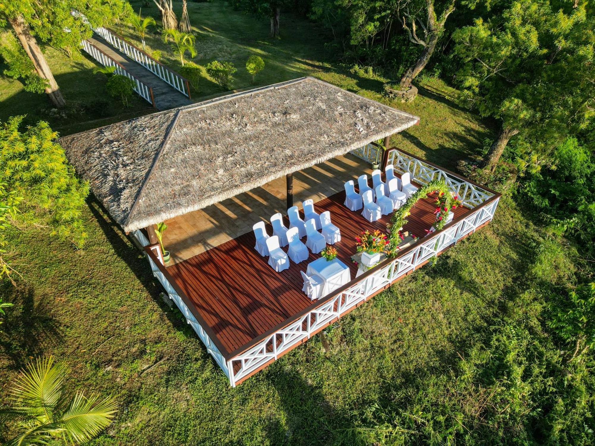 Iririki Island Resort & Spa Port Vila Exterior photo