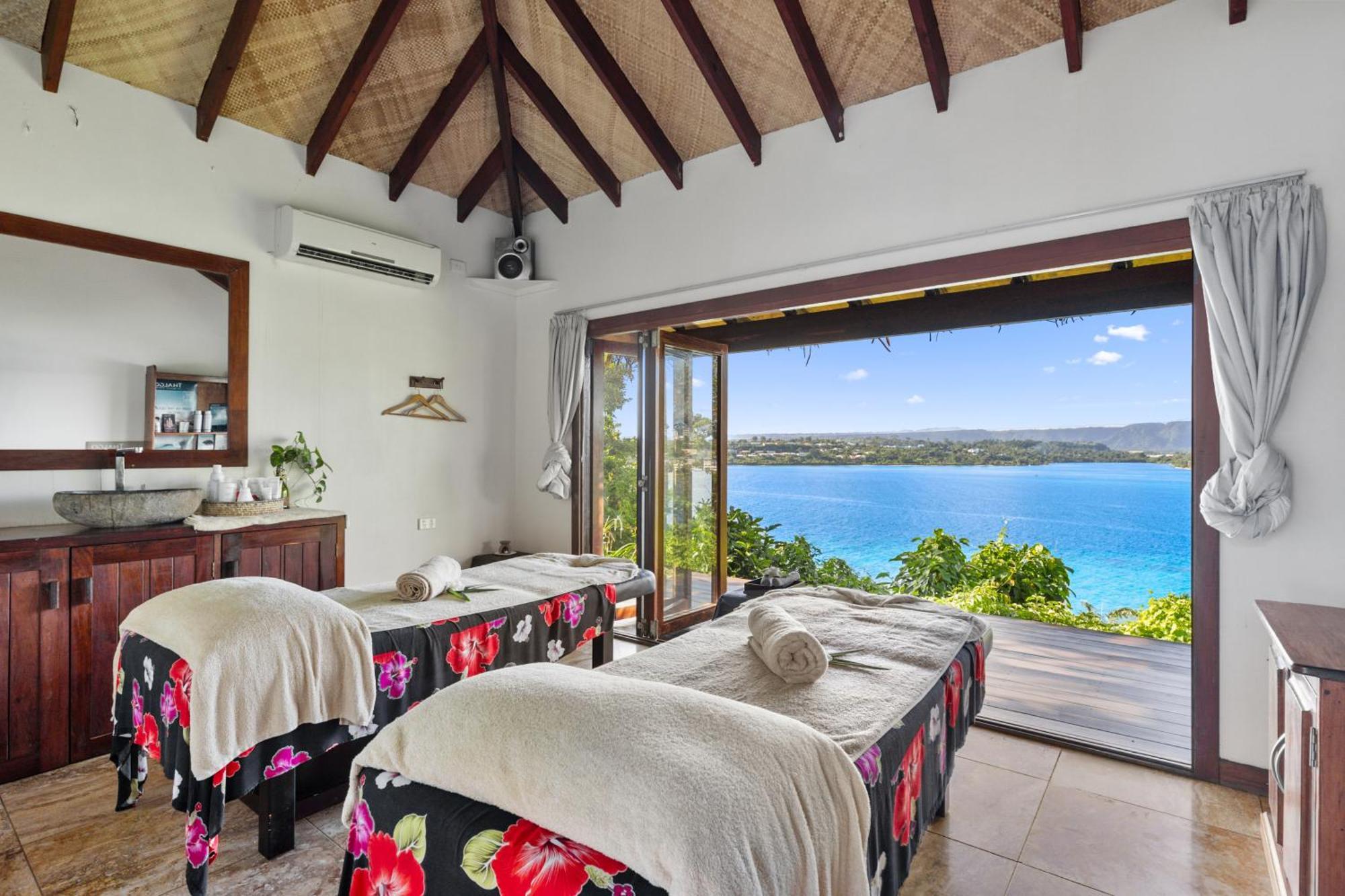 Iririki Island Resort & Spa Port Vila Exterior photo